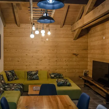 Gîte de standing 9P avec sauna&salle d'escalade La Bresse